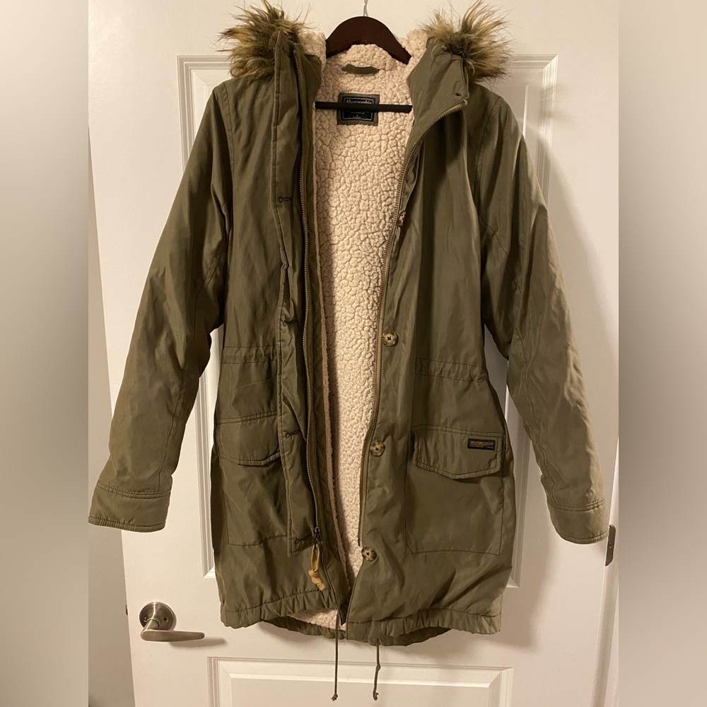 Abercrombie & Fitch Olive Green Sherpa-Lined Parka Coat